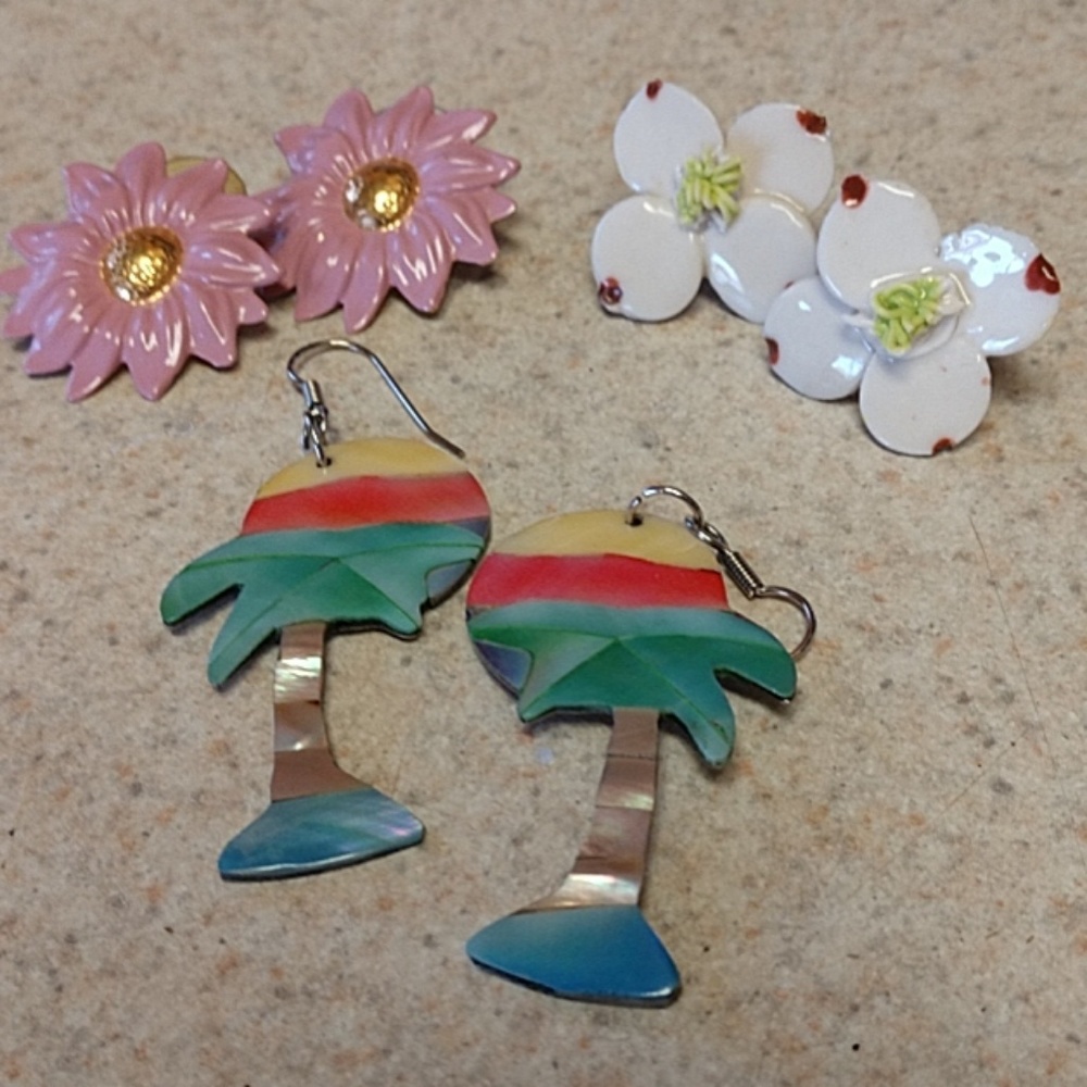set of 3 pair prcd.earrings,euc, Vintage